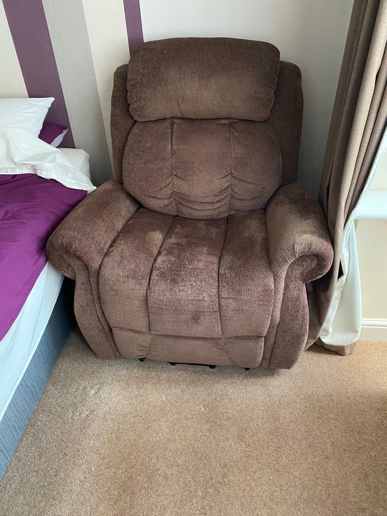 Cromwell Riser Recliner Chair with heat and massage in Romsey