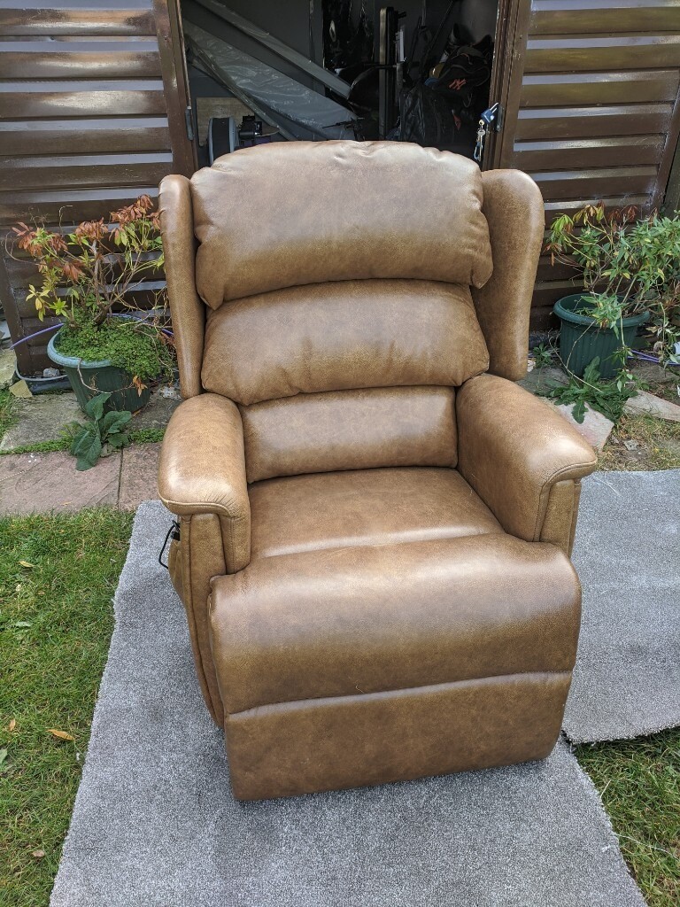 HSL Leather Riser Recliner For Large Person Used 3 Months FebApr