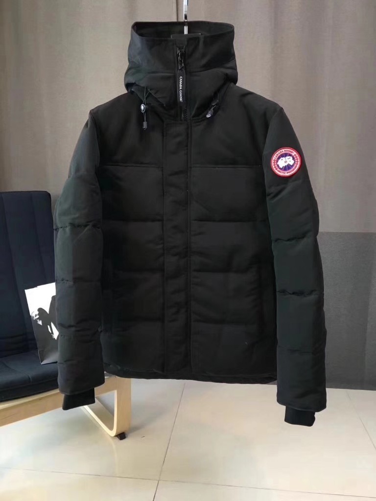 Canada Goose MacMillan Parka Quilted Down Hooded Padded Jacket BLACK
