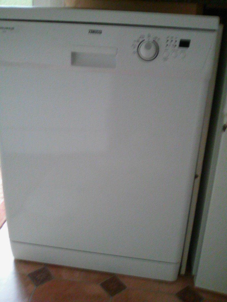 Zanussi Dishwasher Full size Tempoline Plus Auto in Leicester