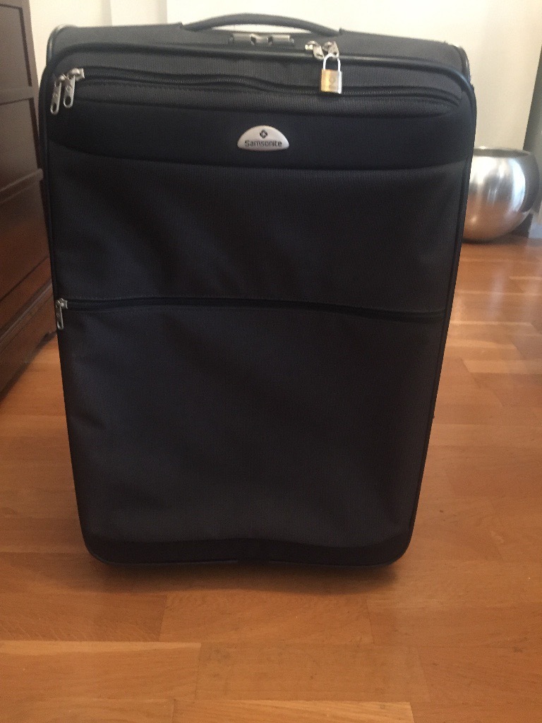 Samsonite 2 wheel suitcase in Hampton, London Gumtree