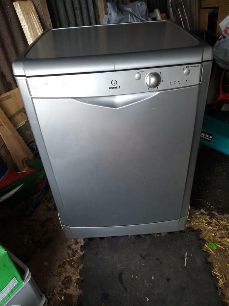 Dishwasher for sale in Uttoxeter, Staffordshire Gumtree