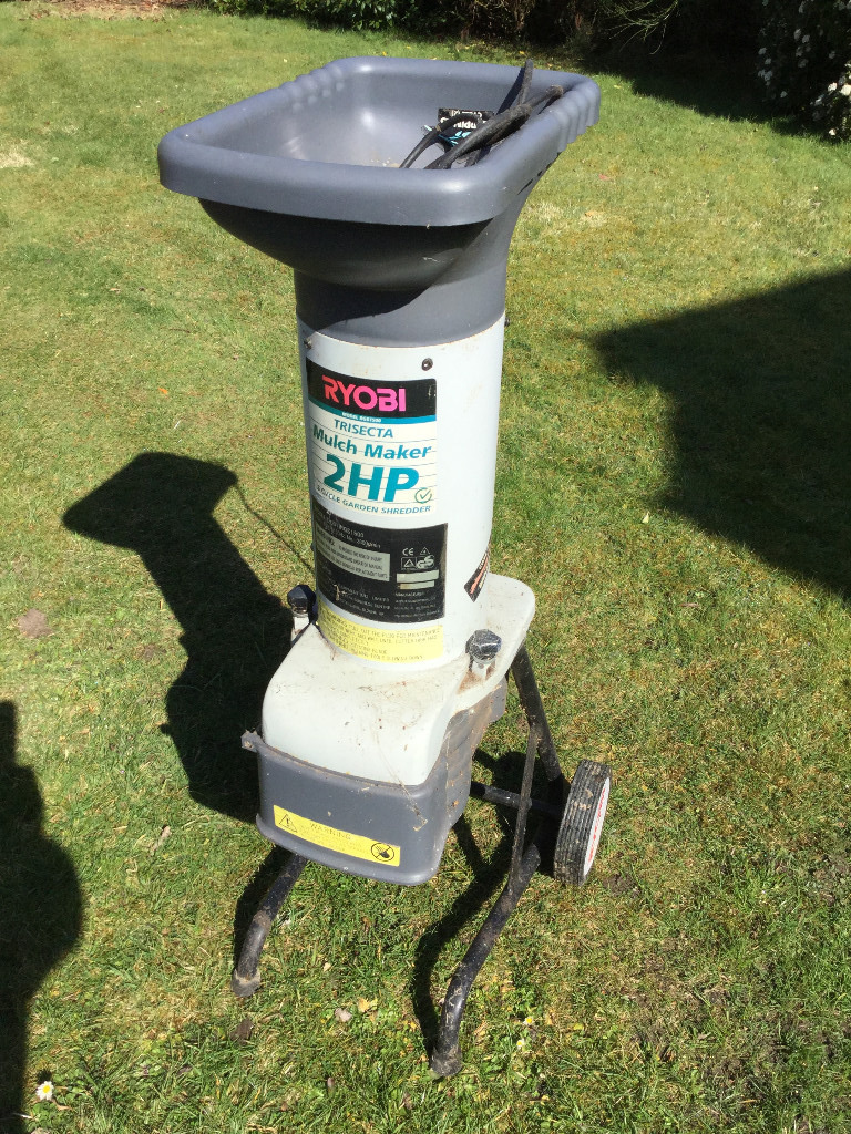 RYOBI RGS1500 TRISECTA 2HP MULCH MAKER / GARDEN SHREDDER in Bodmin