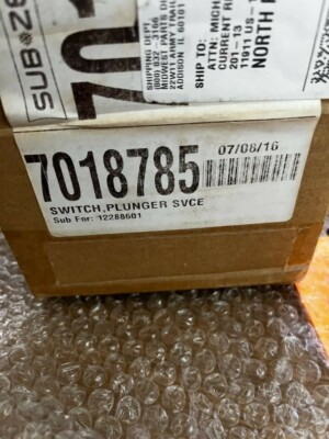 Sub-Zero Switch, Plunger Svce - 7018785