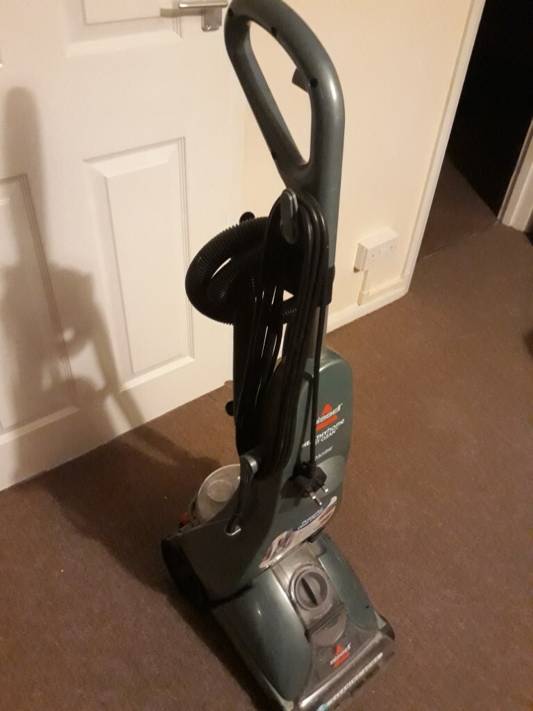 Bissel carpet and upholstery upright cleaner in Farnham, Surrey Gumtree
