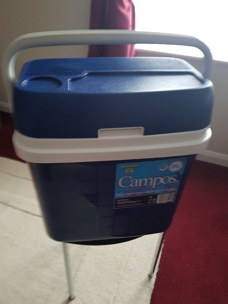Campos 25 Litre Electric 12 volt Cool Box in Rayleigh, Essex Gumtree