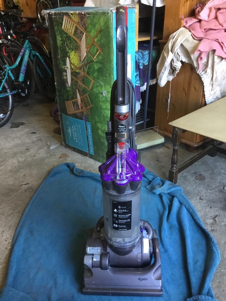DYSON DC33 in Tadworth, Surrey Gumtree
