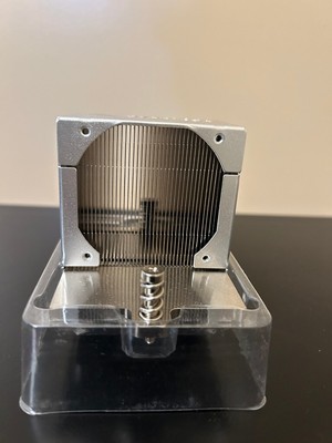 Dynatron F661 2U Active Side Fan CPU Cooler for AMD Socket F 1207 C32 (No fan)