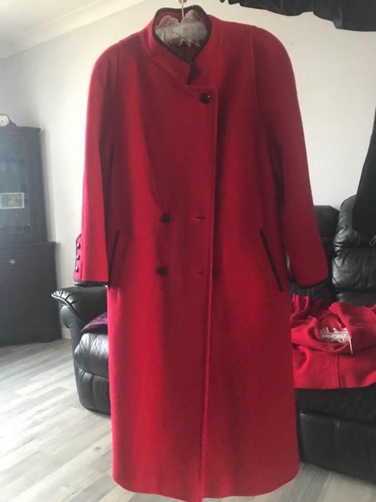 Lampert London makers of fine clothes,pure new wool long red ladies
