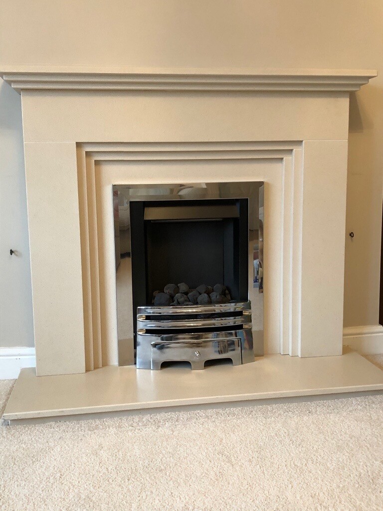 Gas fire and fireplace in Yatton, Bristol Gumtree
