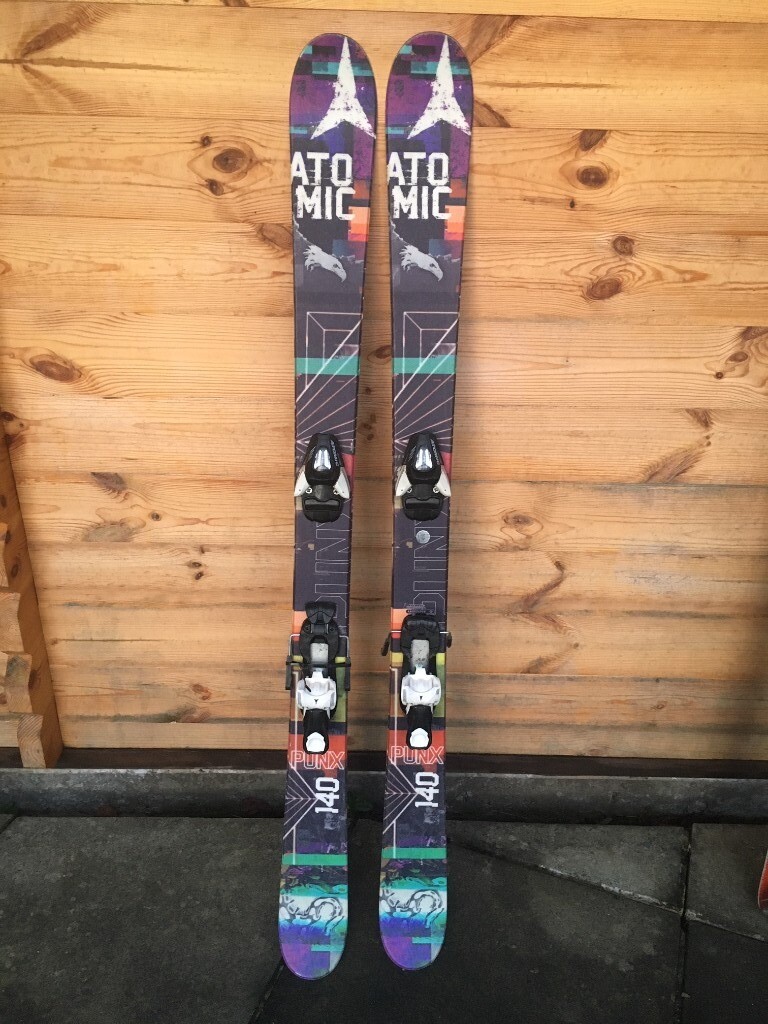 Atomic Punx jnr 140cm twintip skis (used) in Eaglesham, Glasgow Gumtree