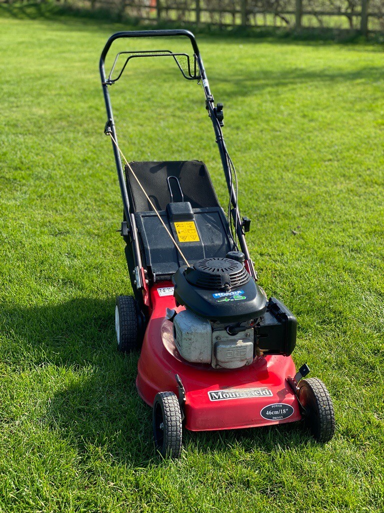 Honda Self Propelled Petrol Lawnmower 46cm in Nottingham