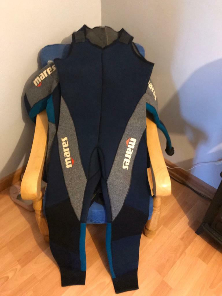 MARES two piece wetsuit 5 mm in Helston, Cornwall Gumtree