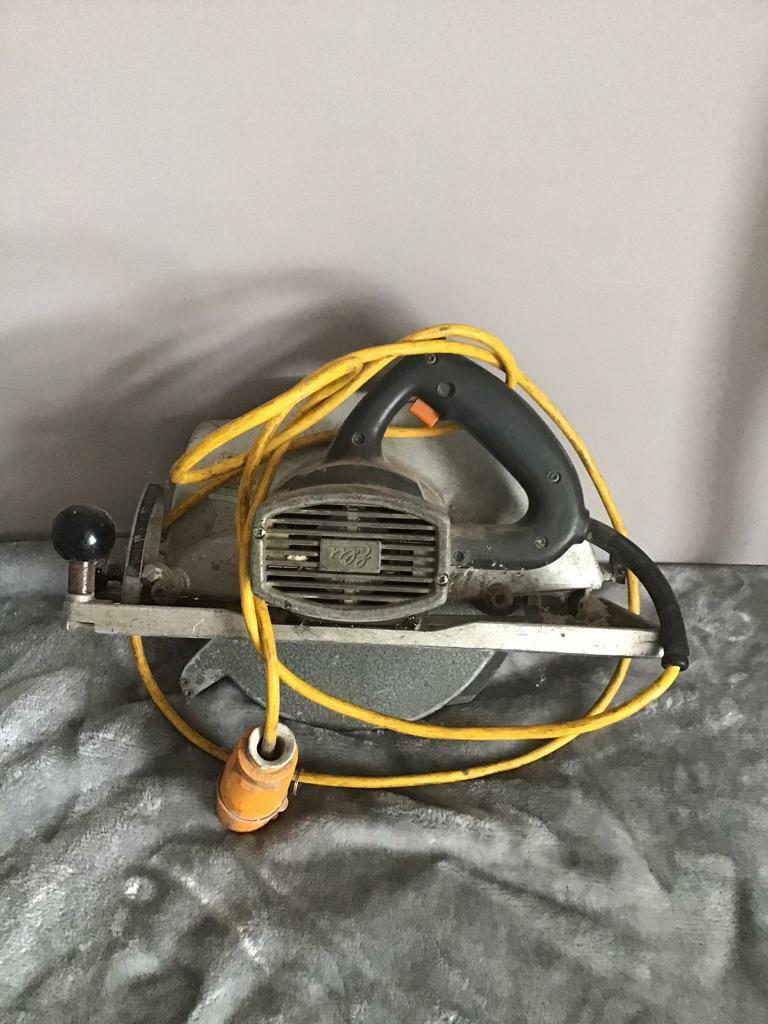 ELU MH85 CIRCULAR SAW HIGH QUALITY HEAVY DUTY 110V in Doncaster