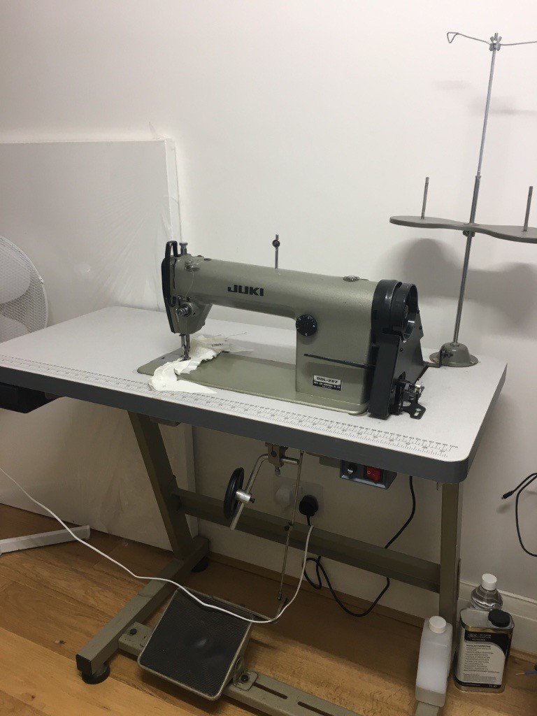 INDUSTRIAL SEWING MACHINE, GREAT CONDITION Juki DDL227 in