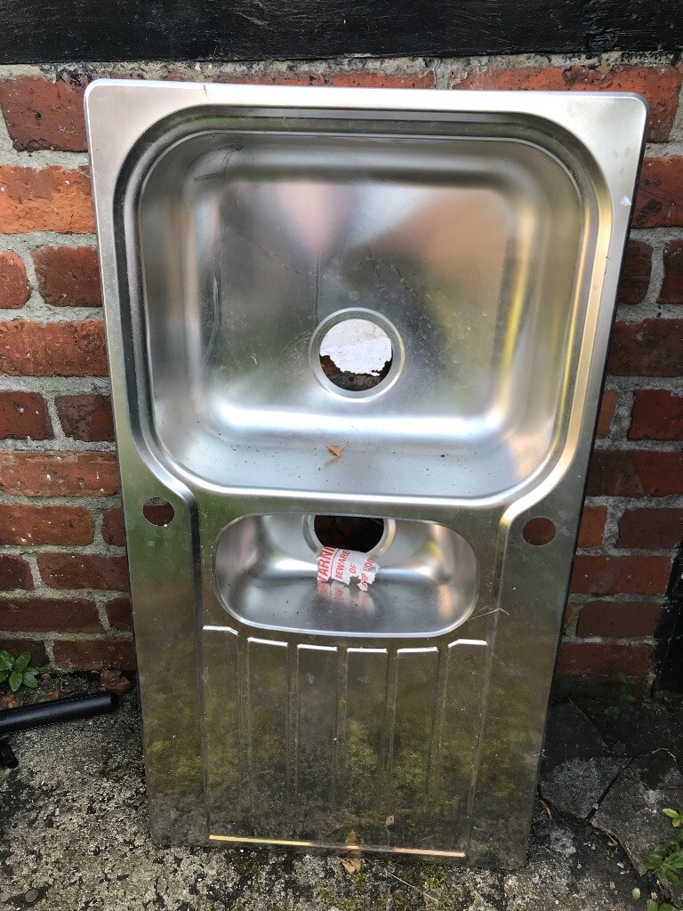 Lamona 1.5 stainless steel kitchen sink. Never fitted. in Whitley Bay