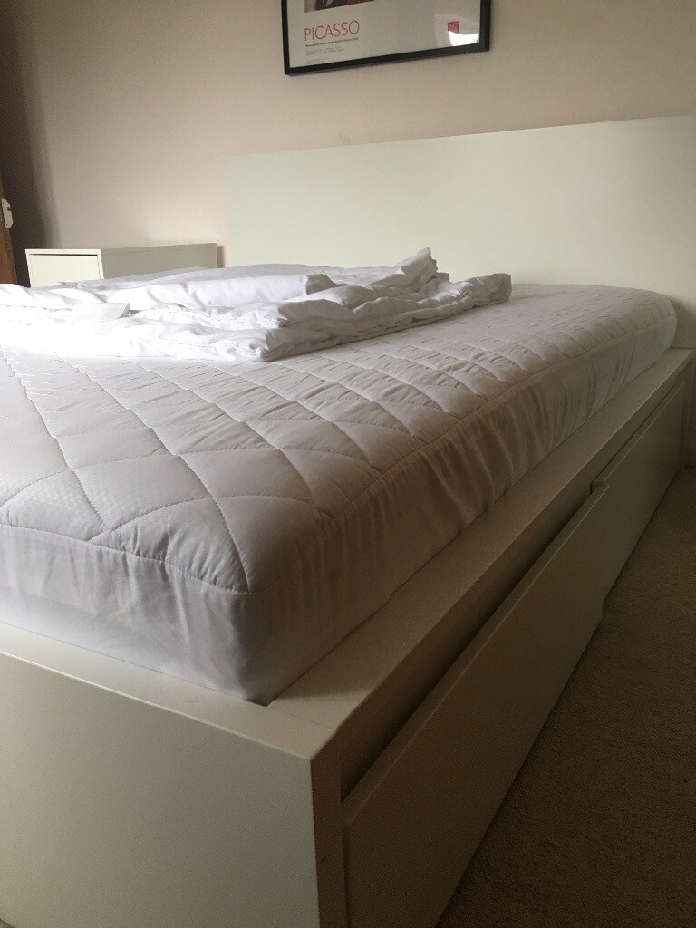 KING SIZE IKEA MALM BED WITH 4 STORAGE DRAWERS (MATTRESS NOT INCLUDED