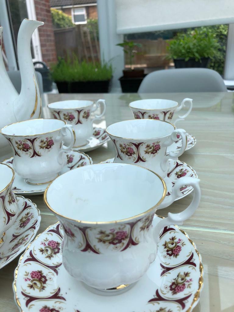 Vintage China tea set in Keynsham, Bristol Gumtree