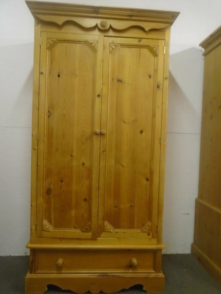 Solid Pine Wardrobe With Drawer In Diss Norfolk Gumtree