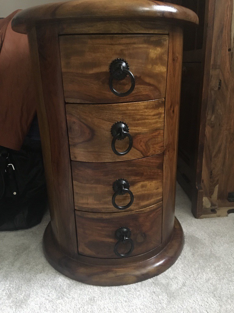 Solid Sheesham Drum Chest Excellent Condition In Petersfield