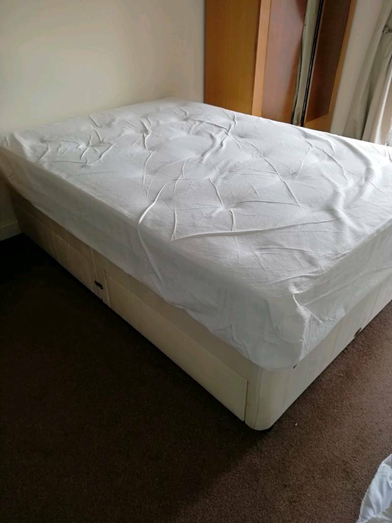 Double divan base with 4 drawers in Newcastle, Tyne and Wear Gumtree