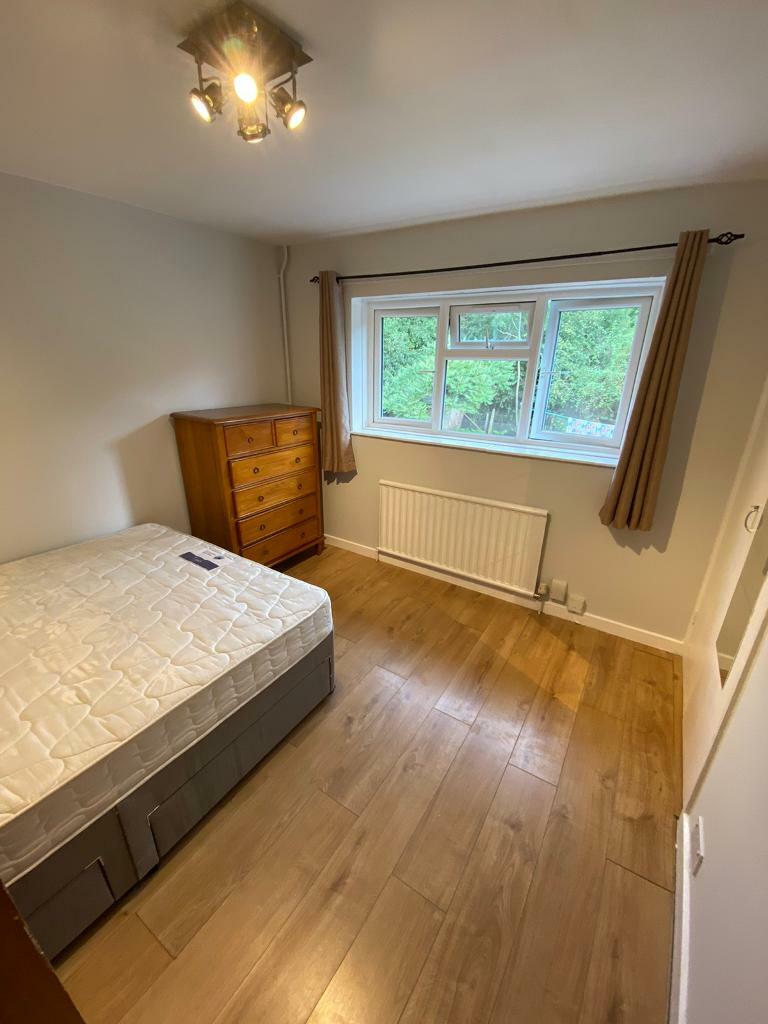 Rooms for rent in Guildford in Guildford, Surrey Gumtree