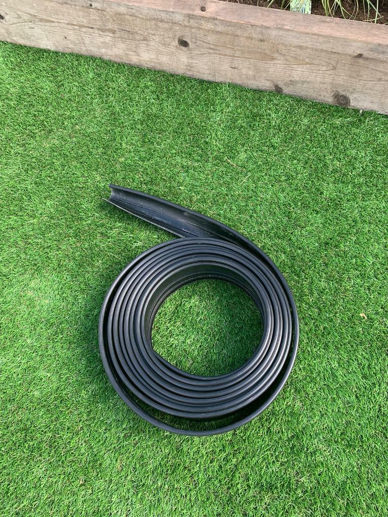 Wickes paving/gravel/grass edger in Swansea Gumtree