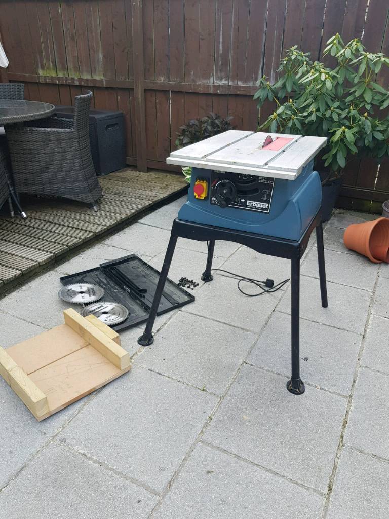Erbauer Table saw in Newport Gumtree