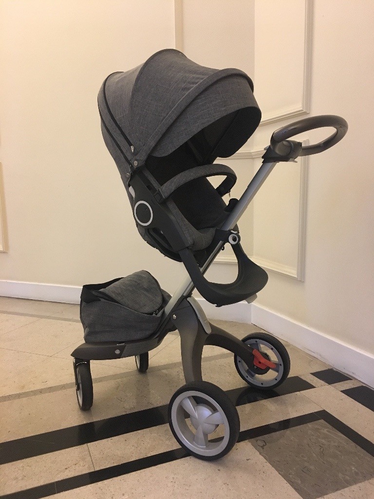 Stokke Xplory V4 Travel System Black Melange in Kings Cross, London
