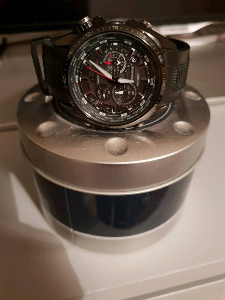 Casio Edifice EQS-500C-1A1ER