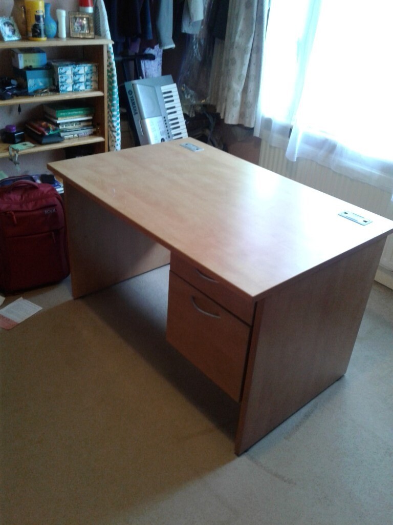 Large Sturdy Home Office Desk With 2 Lockable Drawers And Cable