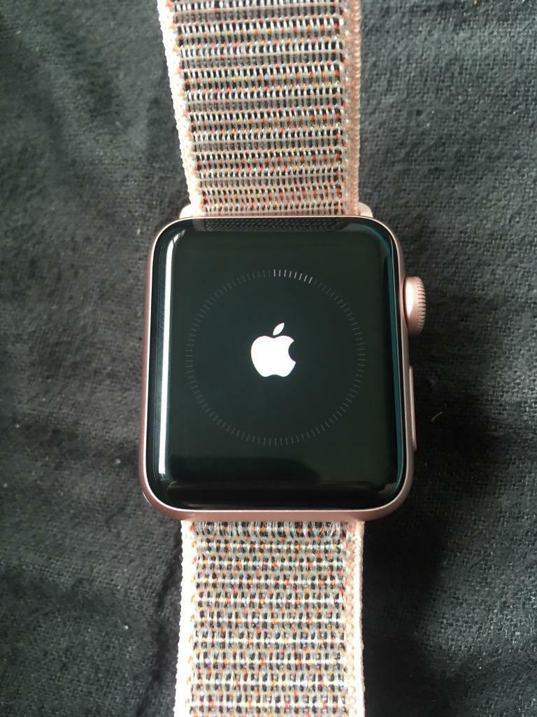 Apple Watch Series 2 Rose Gold 38mm | in Uddingston, Glasgow | Gumtree