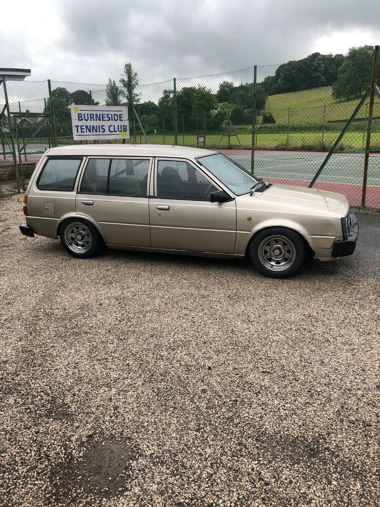 Nissan sunny traveller