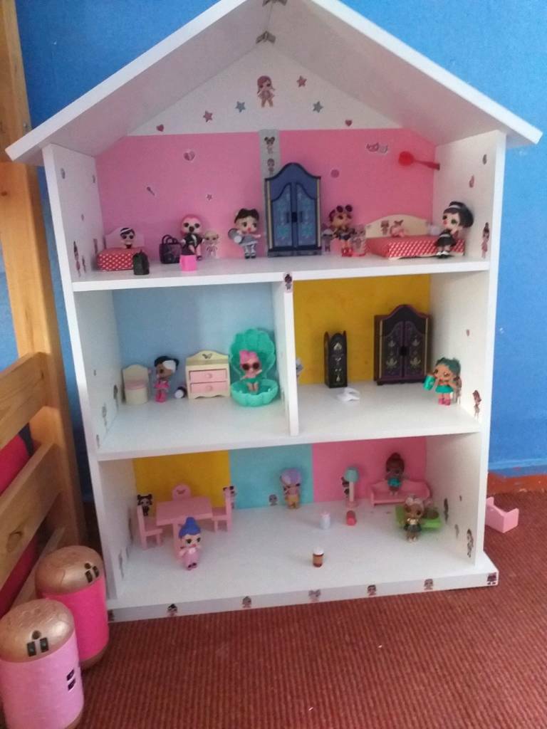 13 lol dolls + house | in Stanley, County Durham | Gumtree