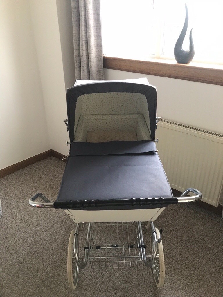 Silver Cross Carlton Pram in Falkirk Gumtree