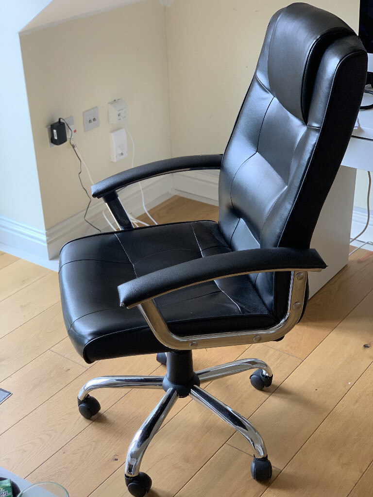 Leather black desk armchair (with desk) in Radlett, Hertfordshire