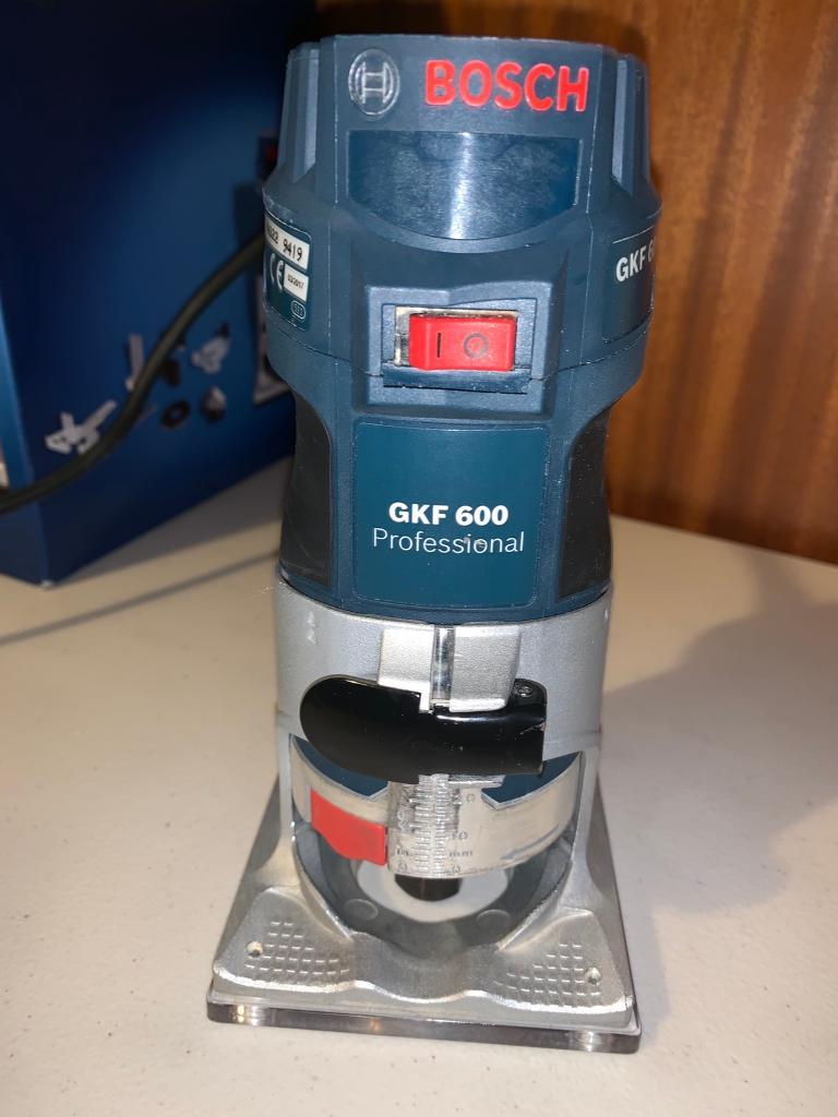 Bosch GKF 600 Palm Router/Laminate Trimmer Kit inc Extra Bases 240v