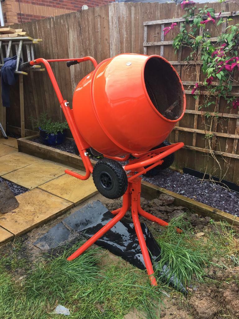 134 LTR Concrete Mixer 230V in Ammanford, Carmarthenshire Gumtree