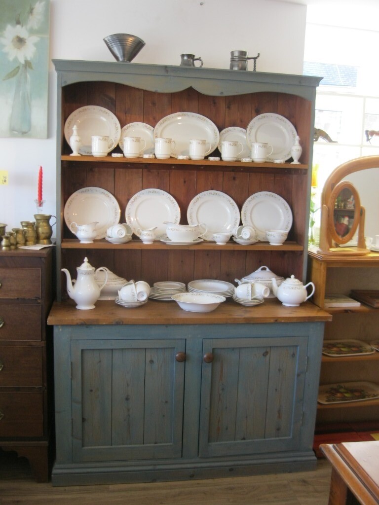 ORNATE PAINTED PINE WELSH DRESSER. TOP DETACHABLE. VIEWING DELIVERY