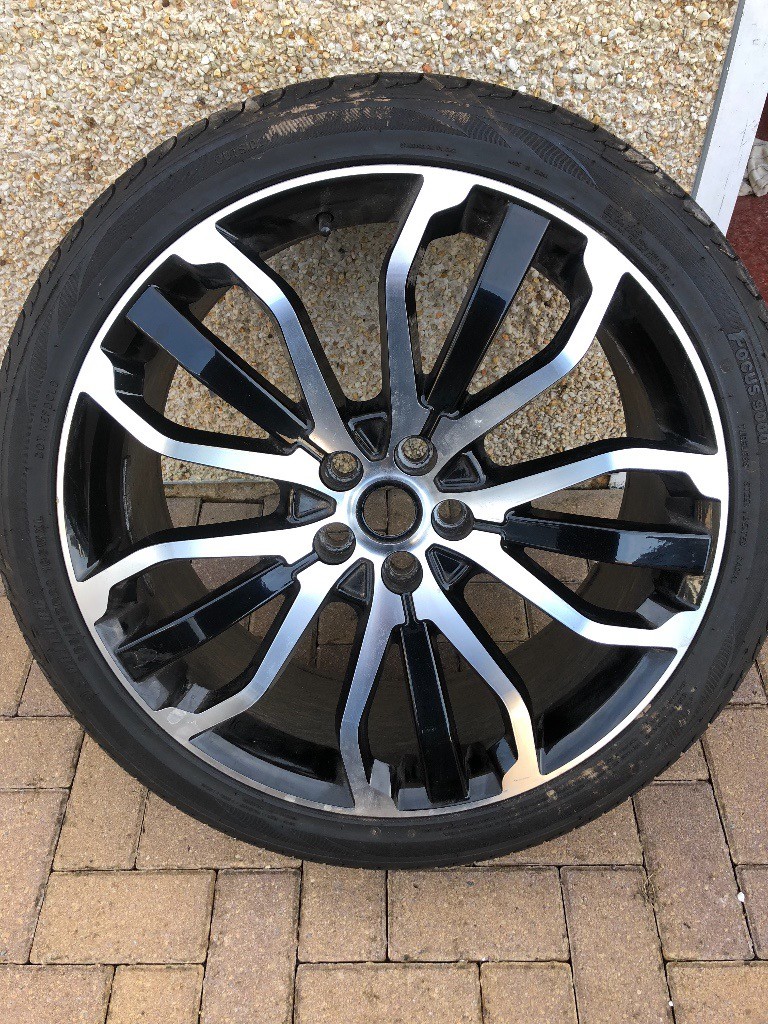 22 inch alloy wheels and tyres x4 in Kelso, Scottish Borders Gumtree