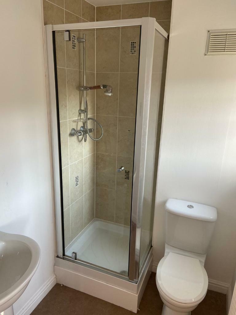 Complete Working Shower in Pontarddulais, Swansea Gumtree