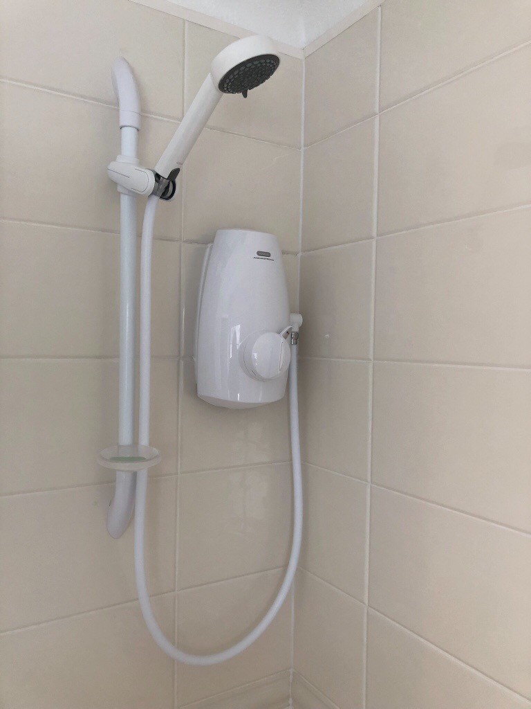 aqualisa aquastream white