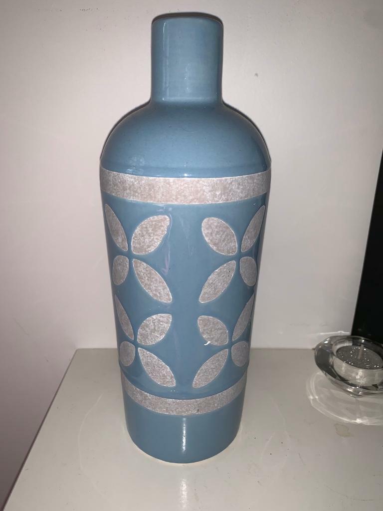 Duck Egg Blue Vase Great Condition 5 In Southampton
