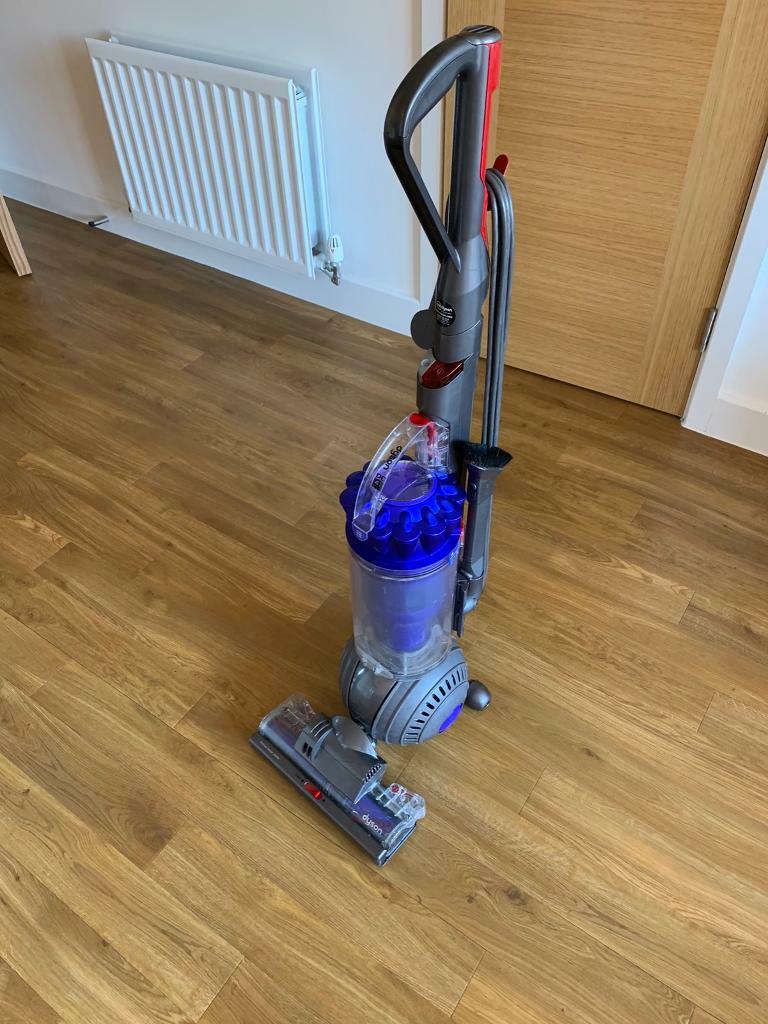 Dyson DC41 excellent condition in Woking, Surrey Gumtree