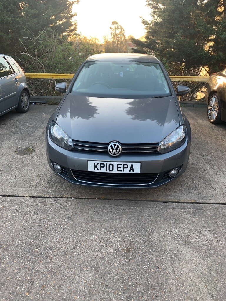 vw golf for sale with very low mileage for the year in Sible