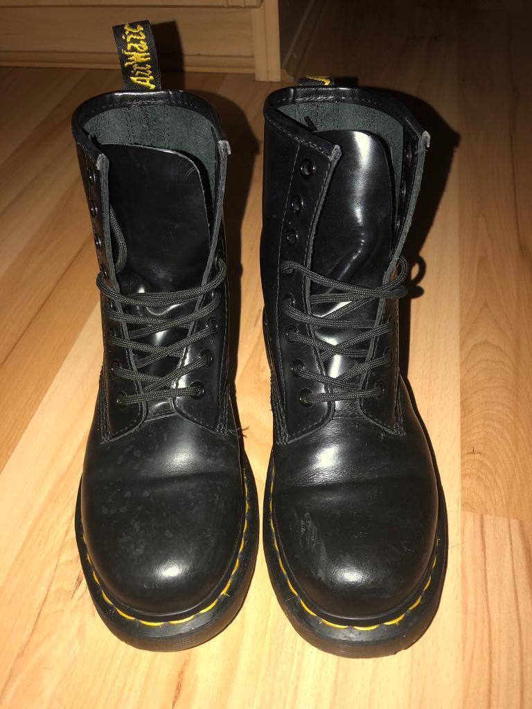 doc marten airwair canvas