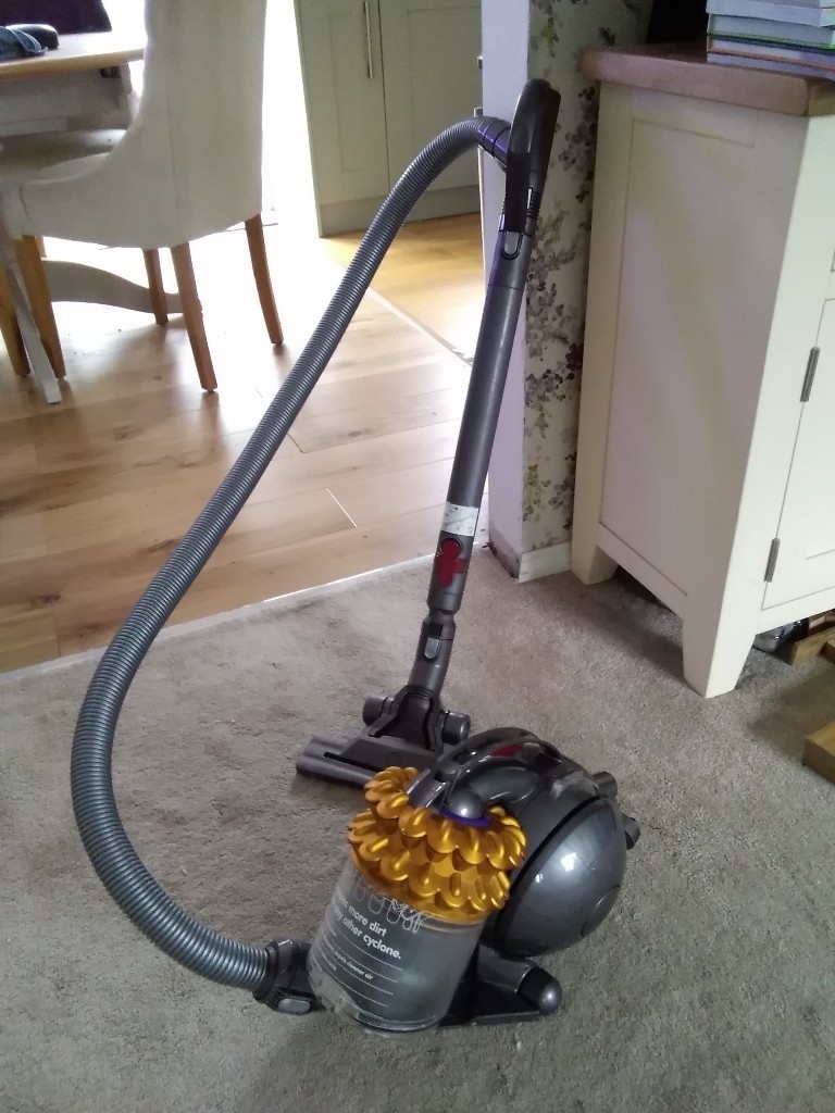 Dyson DC47 Cyclone Compact Vacuum Cleaner in Horley, Surrey Gumtree