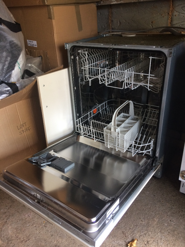IKEA 'Renlig' Dishwasher in Purley, London Gumtree