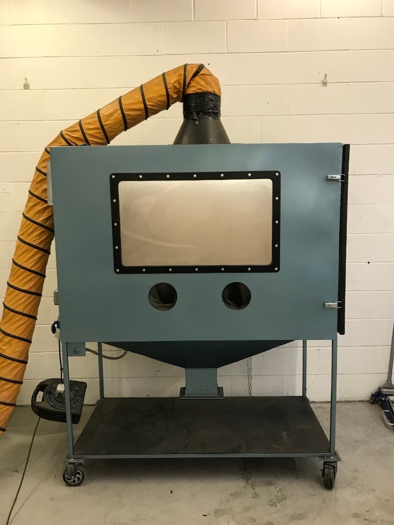 Sand blasting machine shot blasting extractor and venting