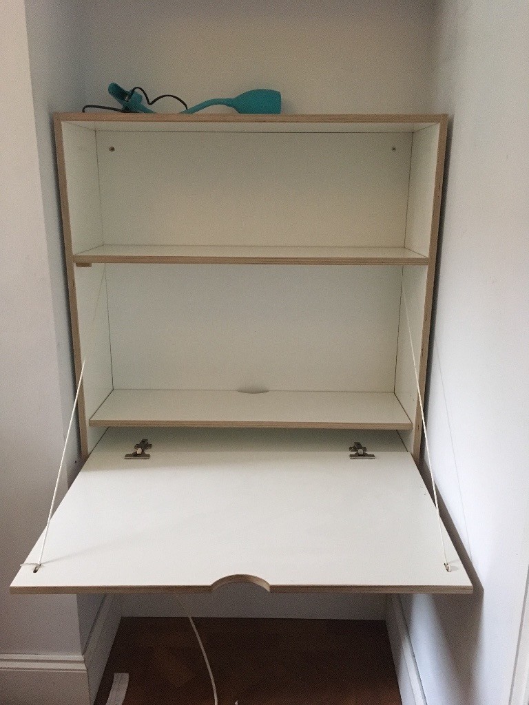 White Wall Unit With Desk / It's definitely ideal for smaller spaces